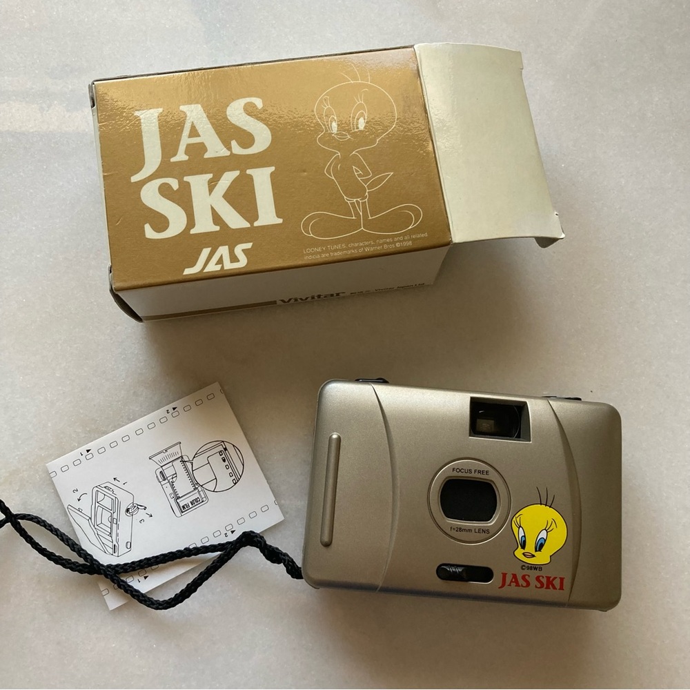 Tweety's JASSKL novelty Looney Tunes 35mm Film Toy Camera